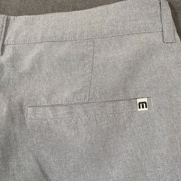 Travis Mathew Mens Lightweight Gray Golf Shorts Casual Size 36 - Picture 9 of 11